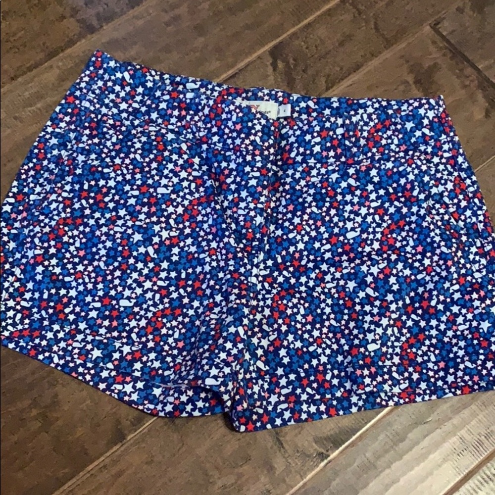 Vineyard Vines star shorts